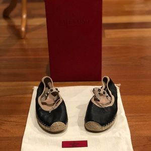 Valentino ballet flats -black and nude w/ studs, 7